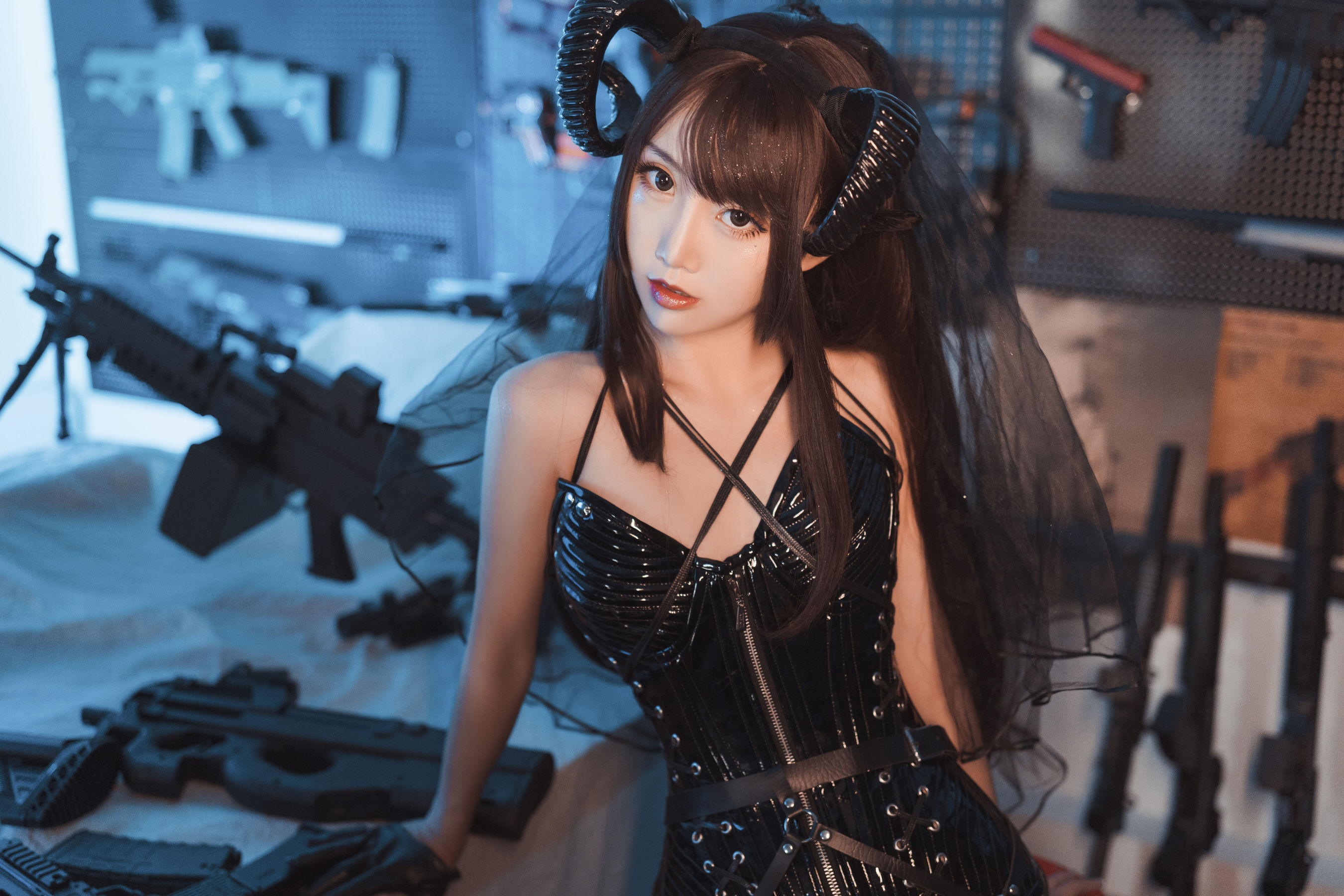可爱人气Coser面饼仙儿 – 束腰魅魔 写真套图